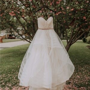 Size ten wedding dress
